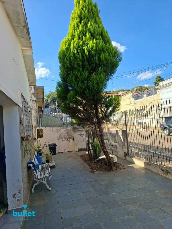 Casa à venda no bairro Vila Industrial: 