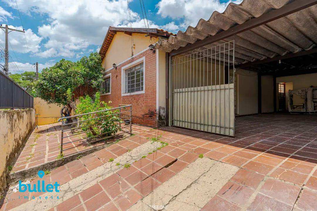 Casa à venda no bairro Jardim Quarto Centenário: 
