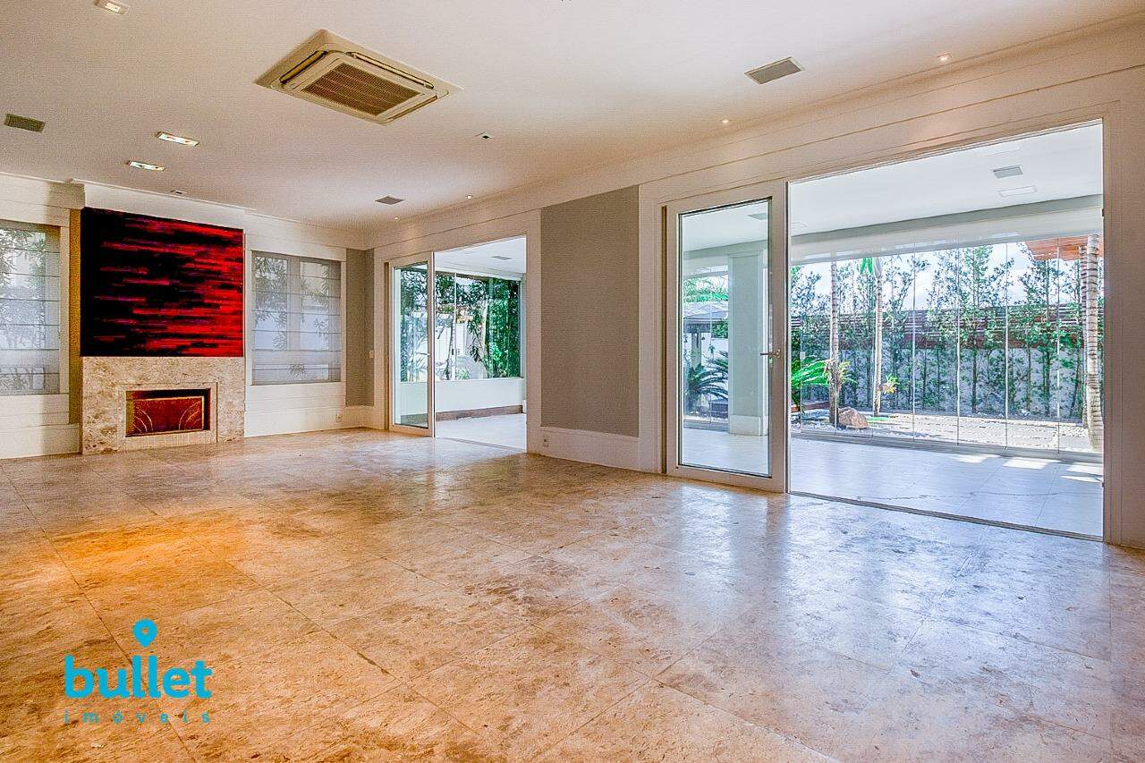 Casa à venda no bairro Sítios de Recreio Gramado: 