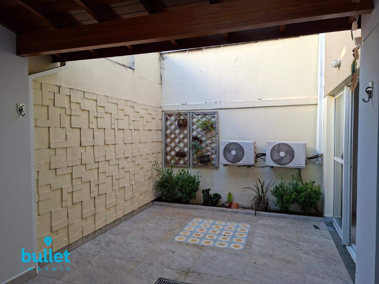 Casa para aluguel no bairro Jardim Bom Retiro: 