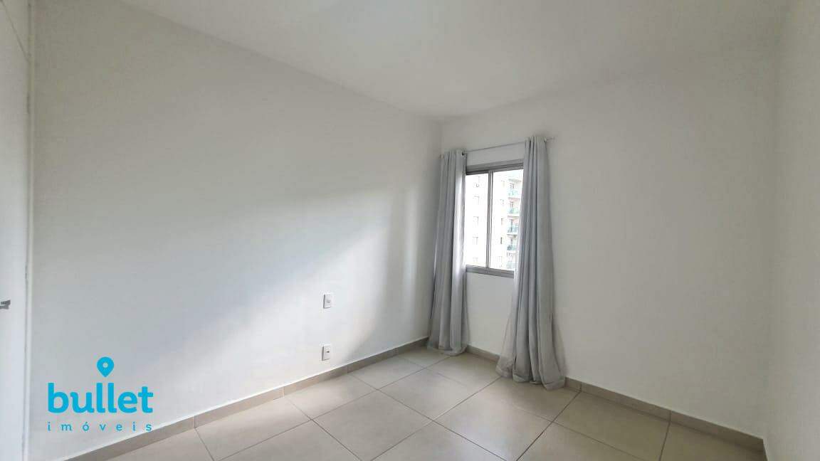 Apartamento para aluguel no bairro Centro: 