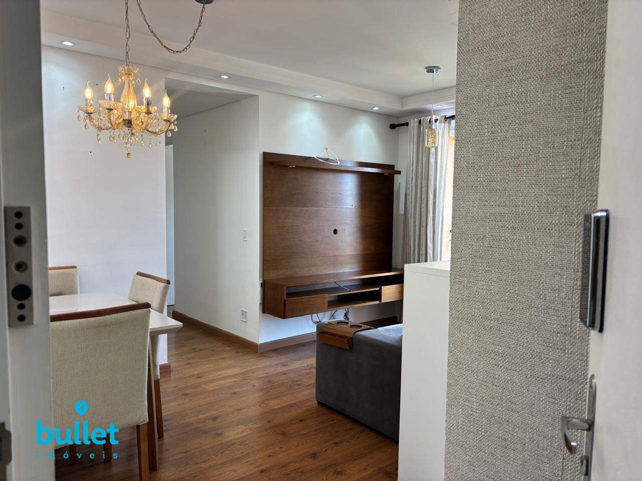 Apartamento à venda no bairro Vila Satúrnia: 