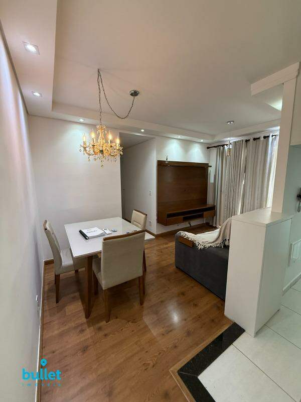 Apartamento à venda no bairro Vila Satúrnia: 