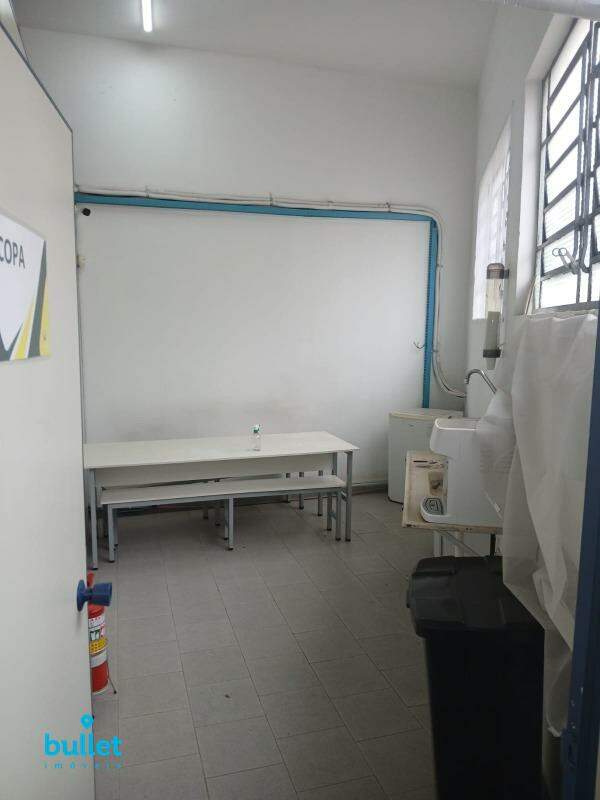 Barracão para aluguel no bairro Vila Pompéia: 