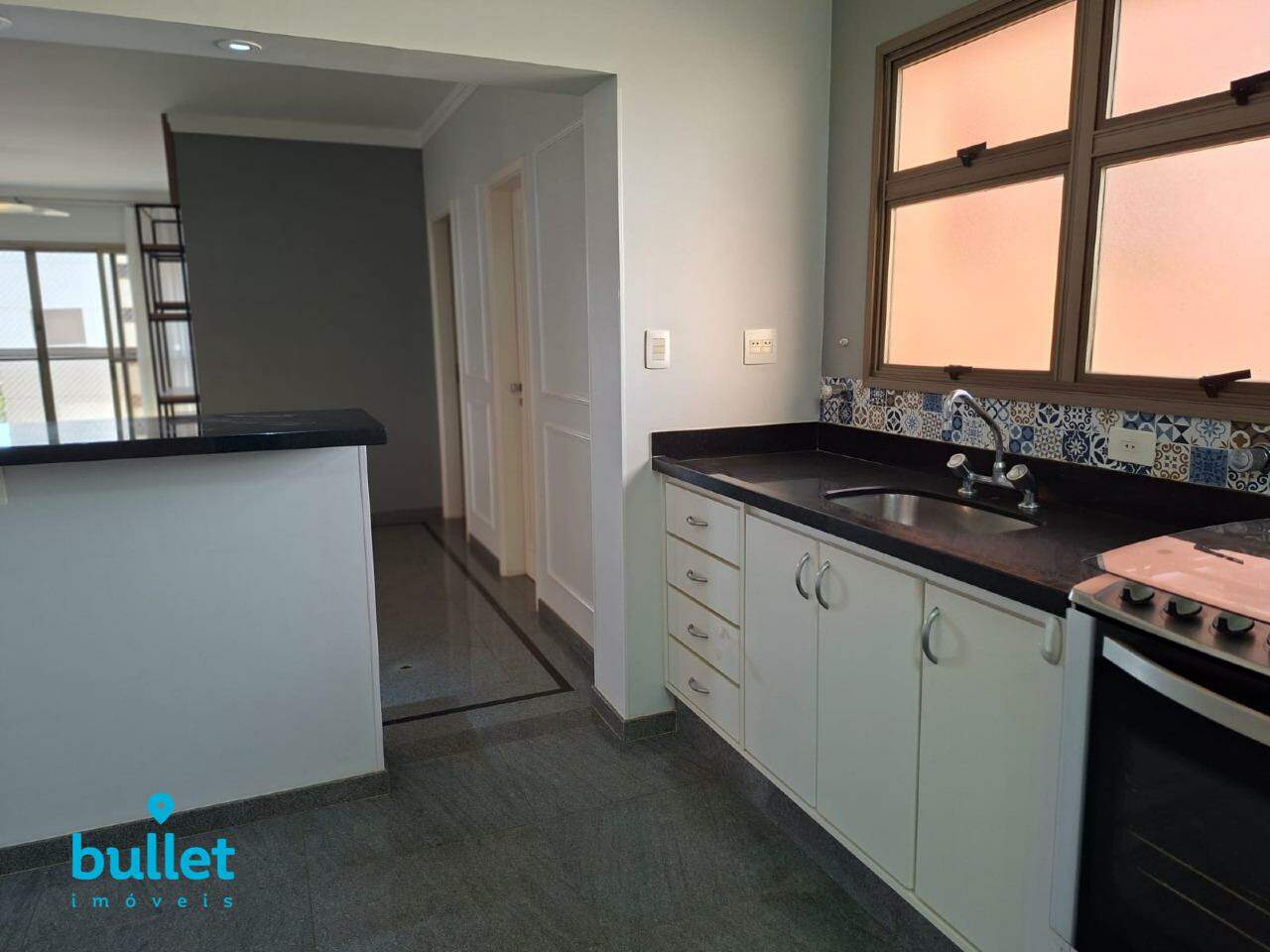 Apartamento à venda no bairro Cambuí: 