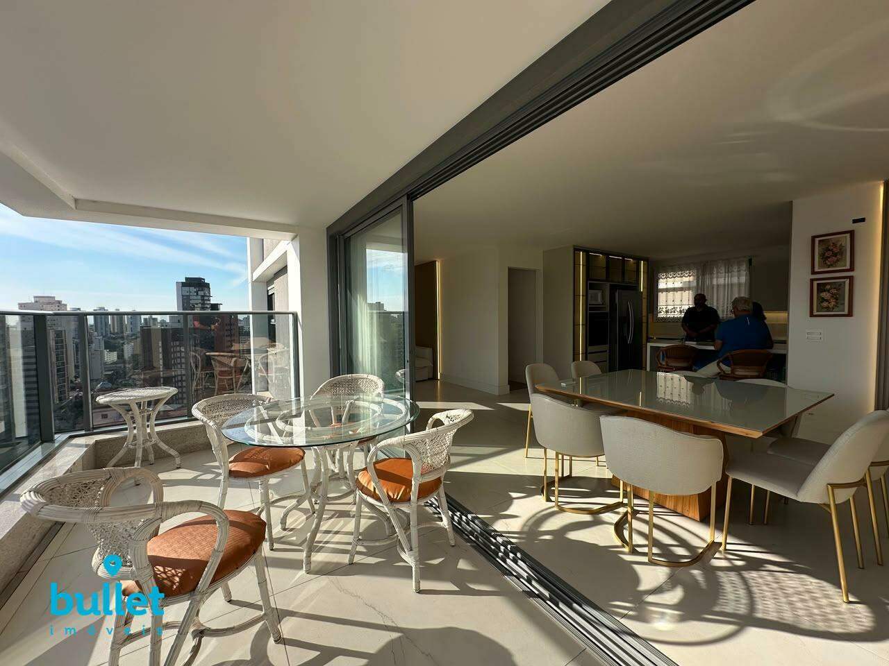Apartamento para aluguel no bairro Cambuí: 