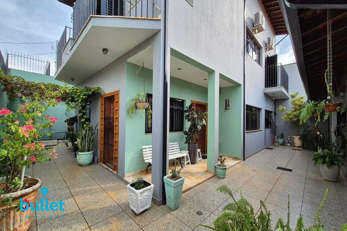 Casa à venda no bairro Vila Pompéia: 