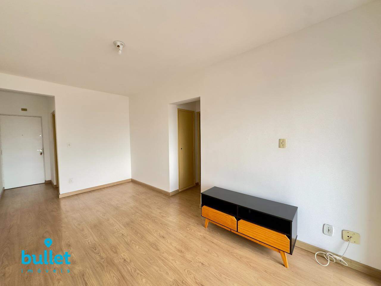 Apartamento à venda no bairro Bosque: 