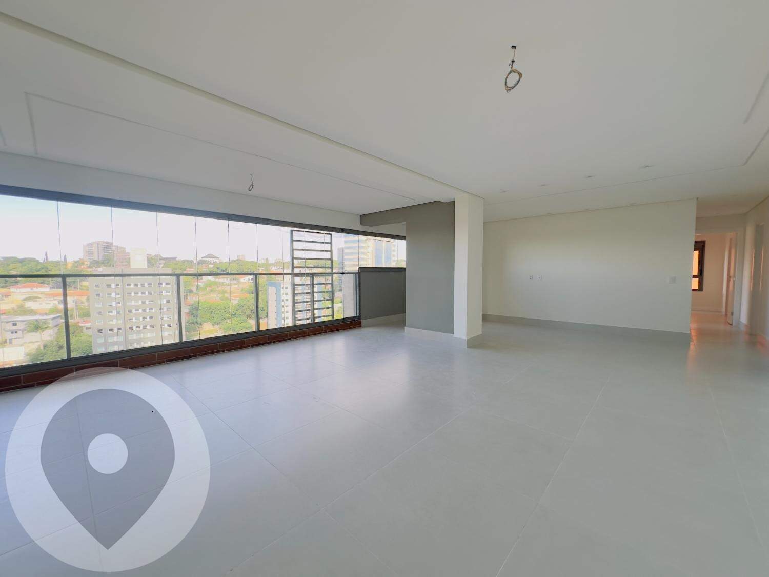 Apartamento à venda no bairro Cambuí: 