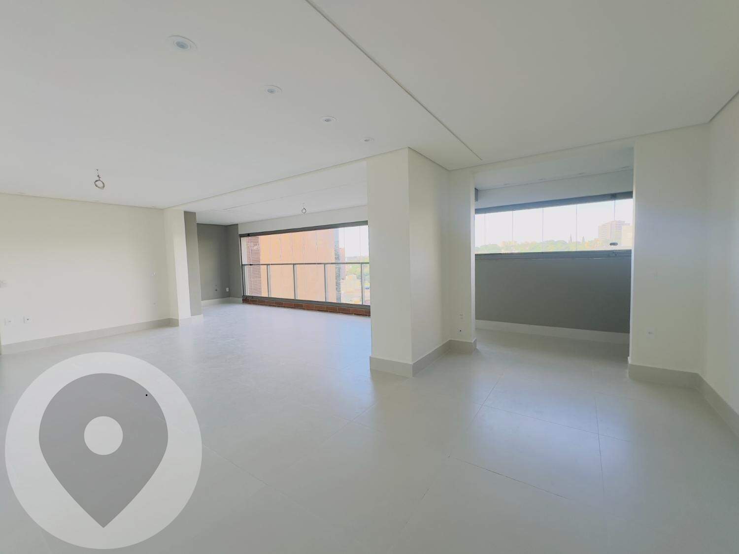 Apartamento à venda no bairro Cambuí: 