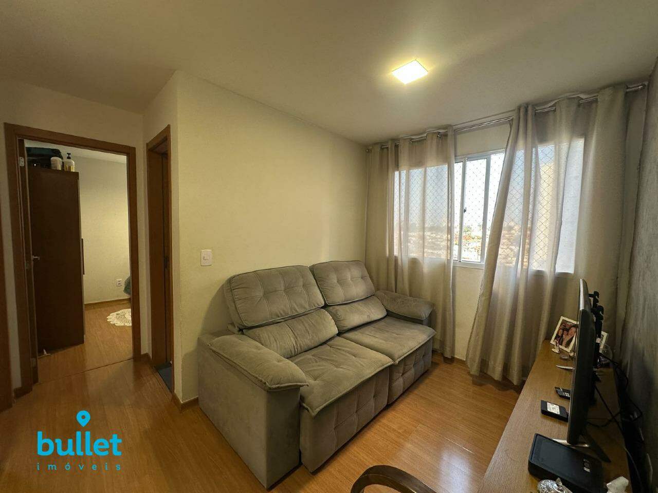 Apartamento à venda no bairro Parque Industrial: 