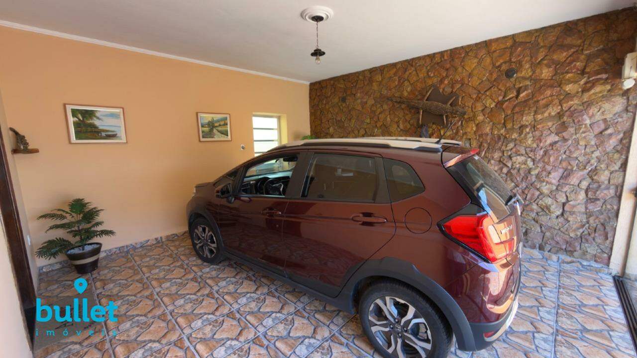 Casa à venda no bairro Jardim Campos Elíseos: 