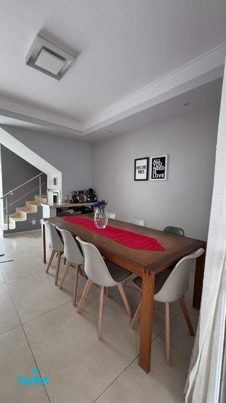Casa à venda no bairro Jardim Bom Retiro: 