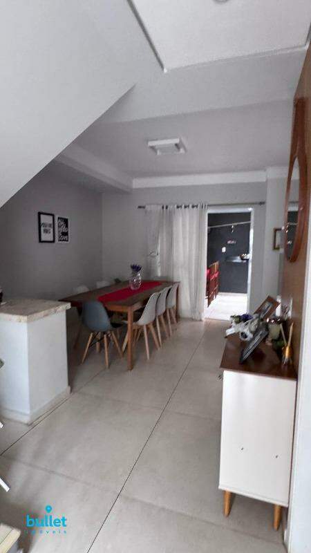 Casa à venda no bairro Jardim Bom Retiro: 