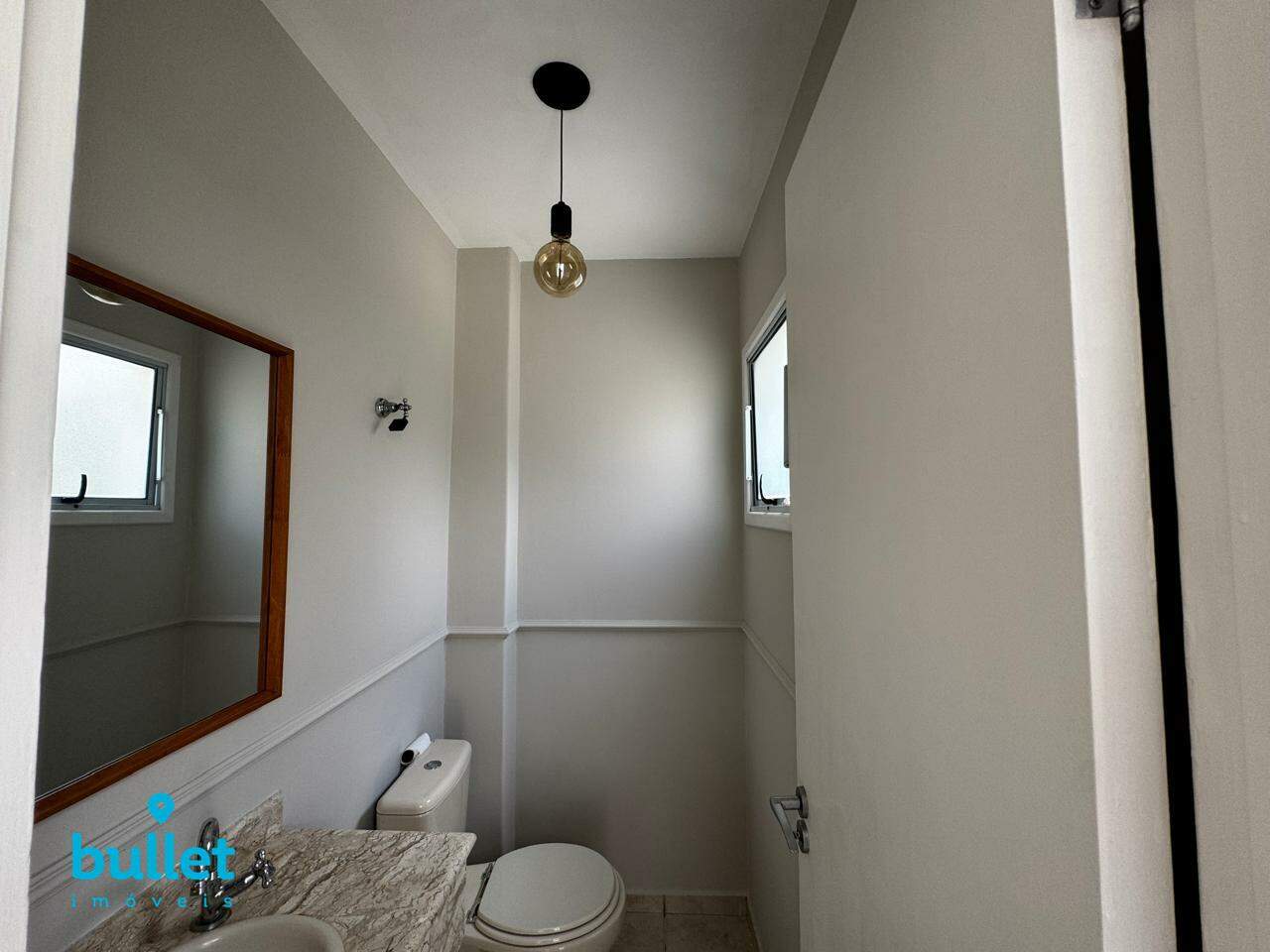 Casa à venda no bairro Jardim Bom Retiro: 