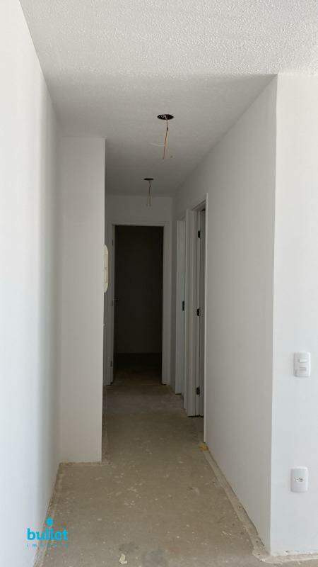 Apartamento à venda no bairro Vila Palácios: 