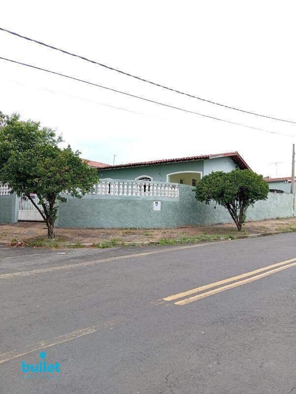 Casa à venda no bairro Vila Mimosa: 
