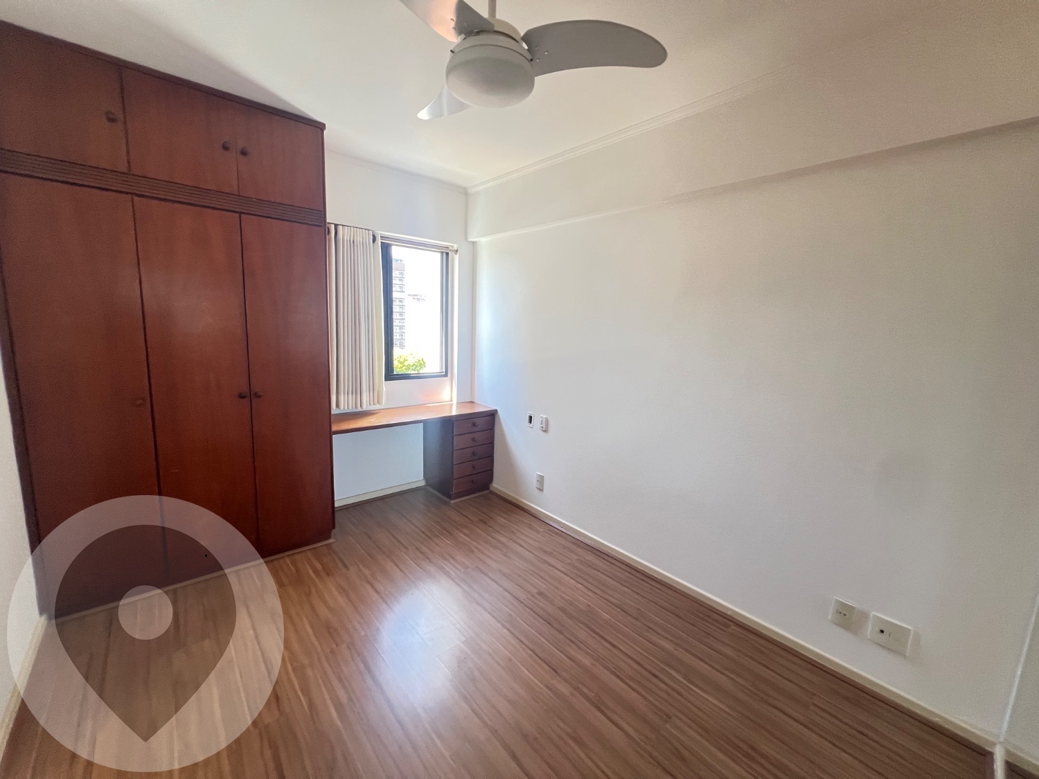 Apartamento para aluguel no bairro Cambuí: 