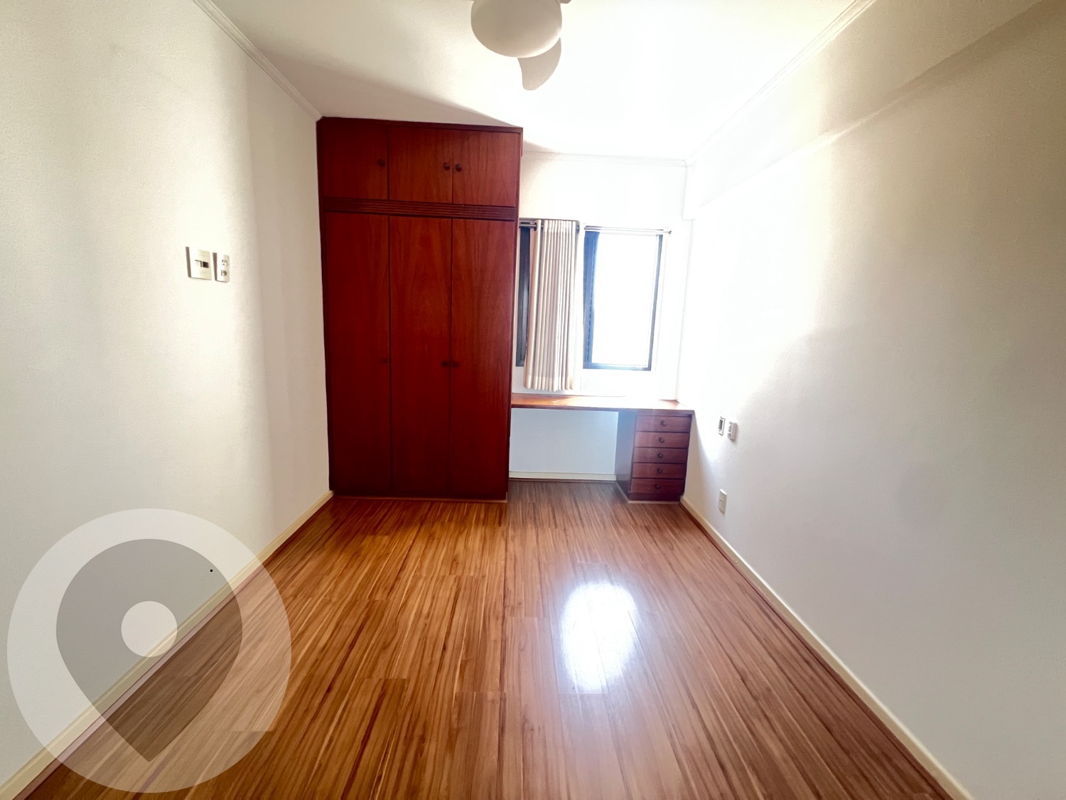 Apartamento para aluguel no bairro Cambuí: 
