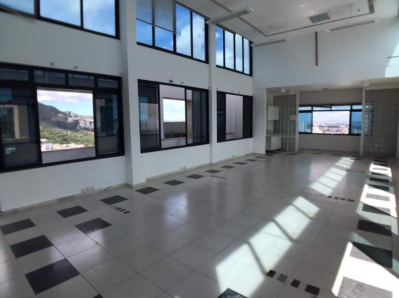 Andar para aluguel no Buritis: 