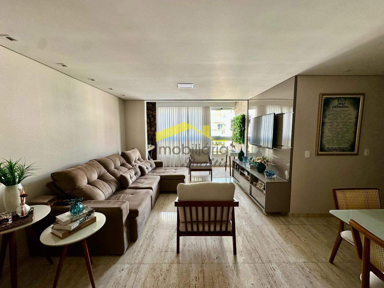 Apartamento à venda no Buritis: 