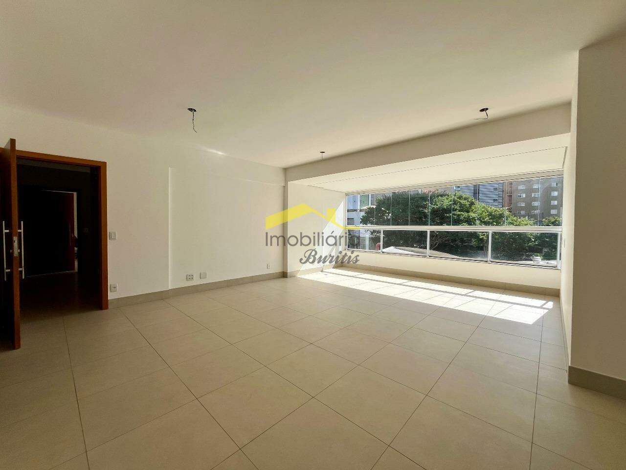 Apartamento à venda no Buritis: 