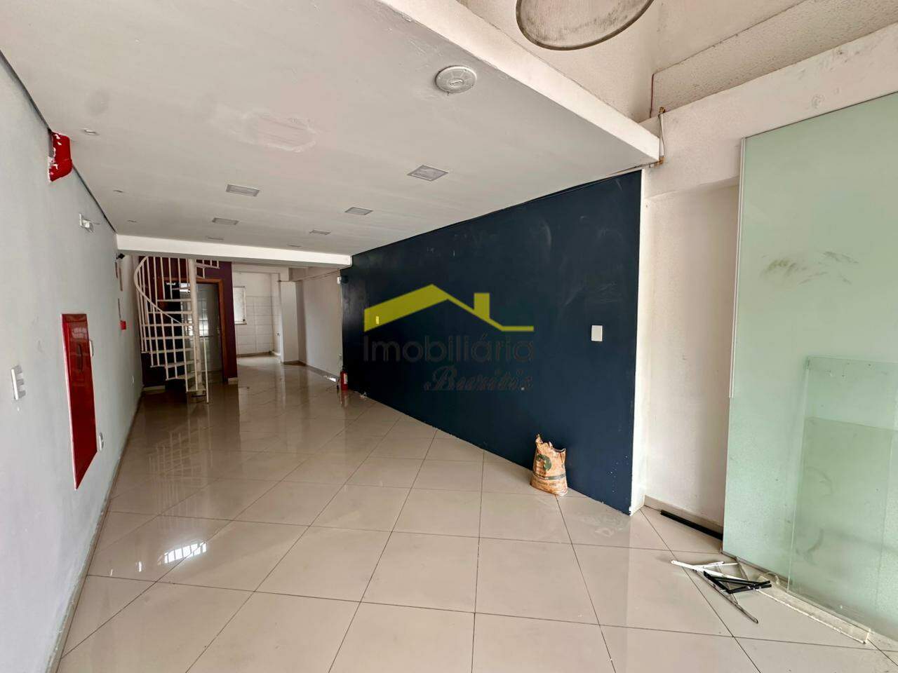 Loja para aluguel no Buritis: 