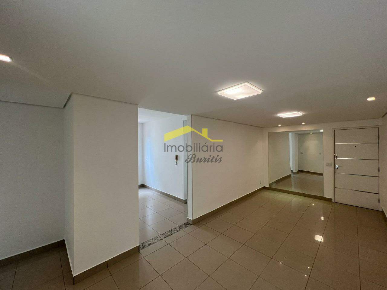 Apartamento para aluguel no Estoril: 