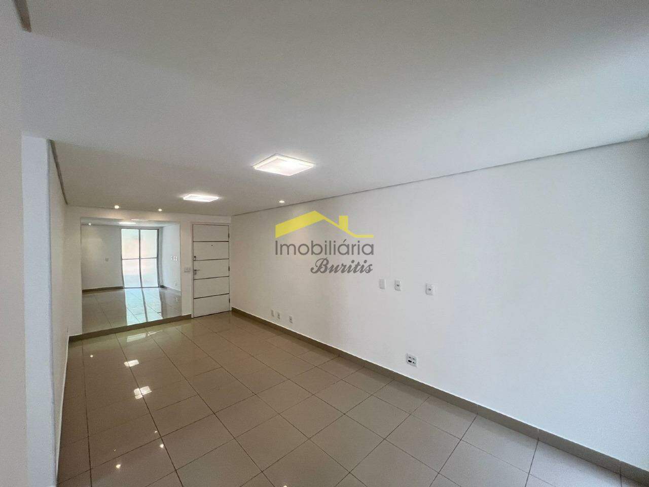 Apartamento para aluguel no Estoril: 