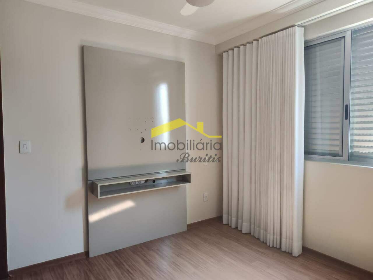 Cobertura à venda no Buritis: 