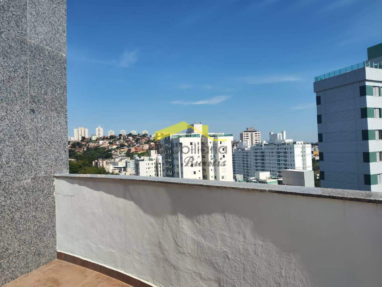 Cobertura à venda no Buritis: 