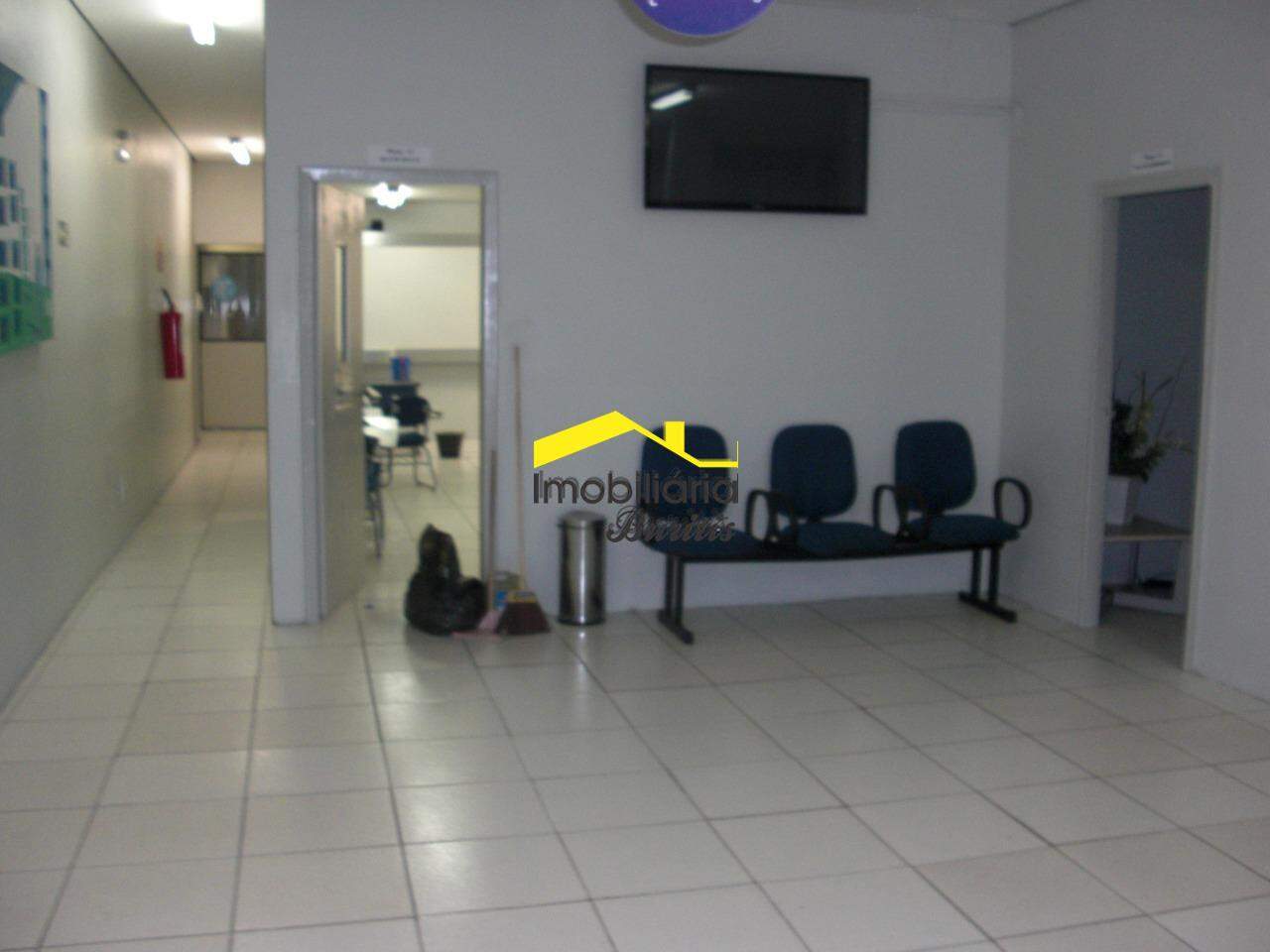 Prédio Comercial à venda no Buritis: 