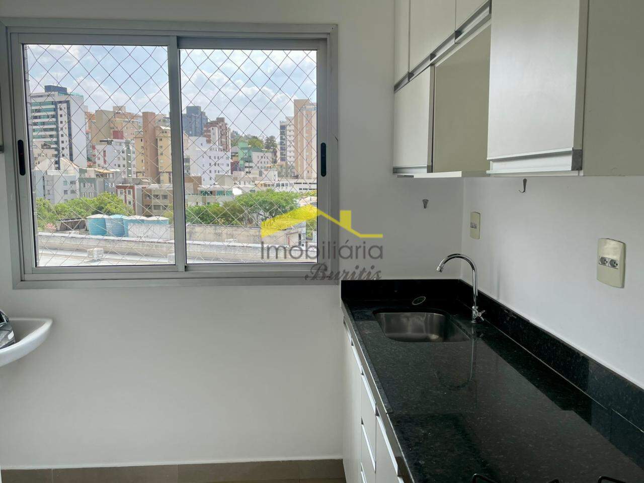 Cobertura para aluguel no Buritis: 