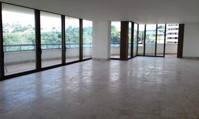 Apartamento à venda no VALE DO SERENO: 