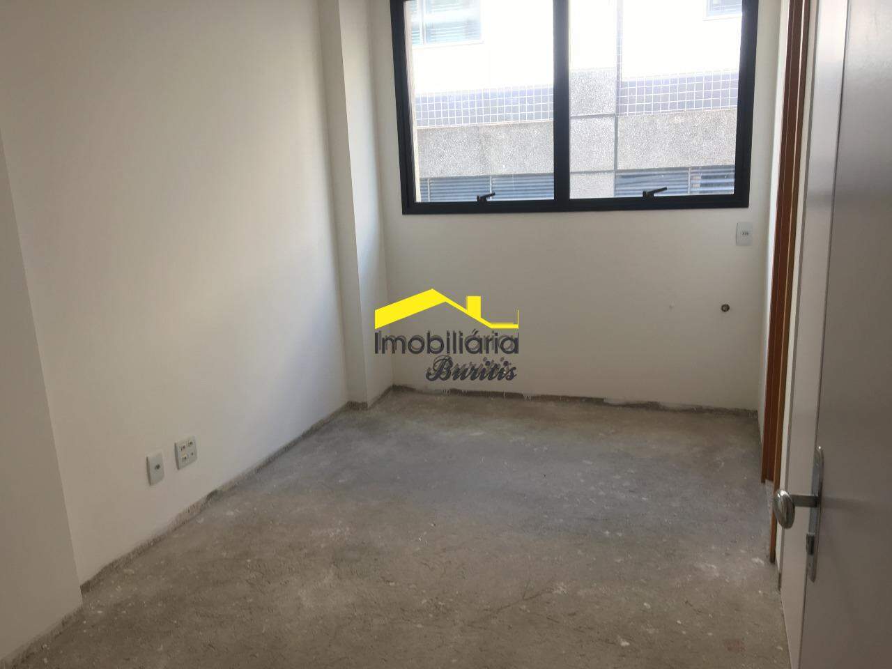 Sala para aluguel no Estoril: 