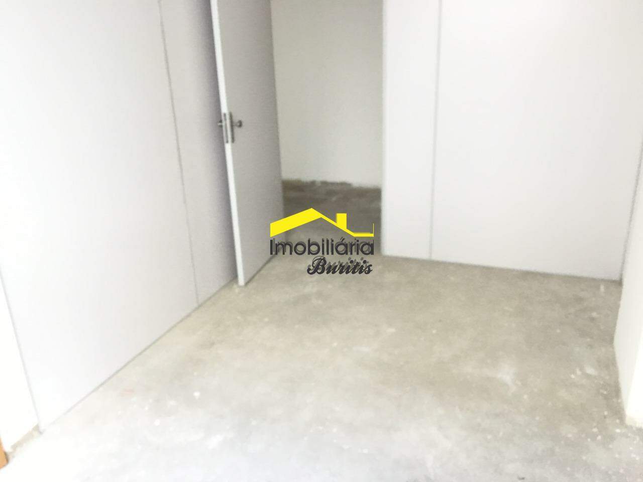 Sala para aluguel no Estoril: 