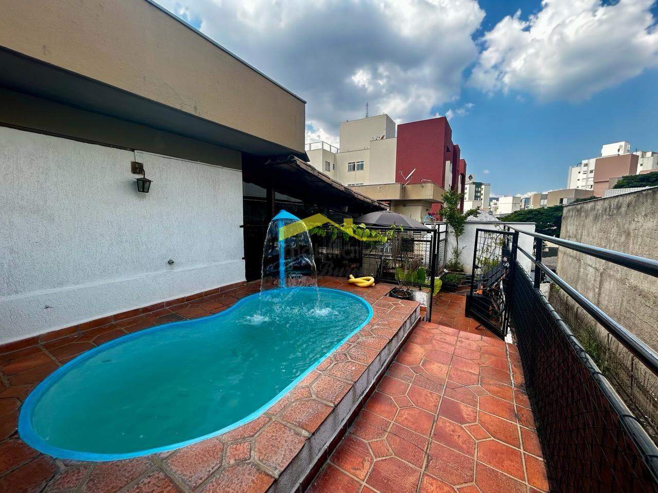 Cobertura à venda no Buritis: 