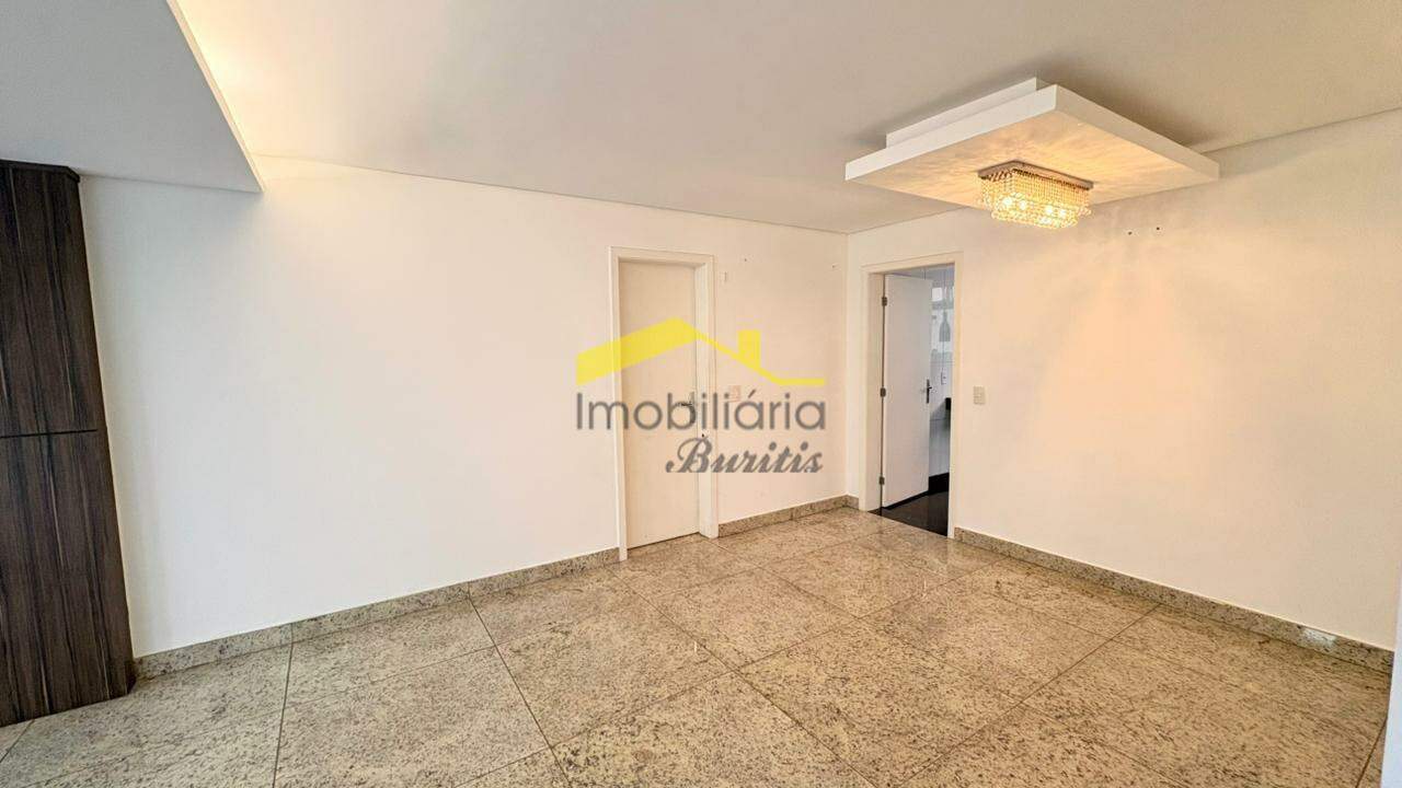 Apartamento com área privativa para aluguel no Buritis: 