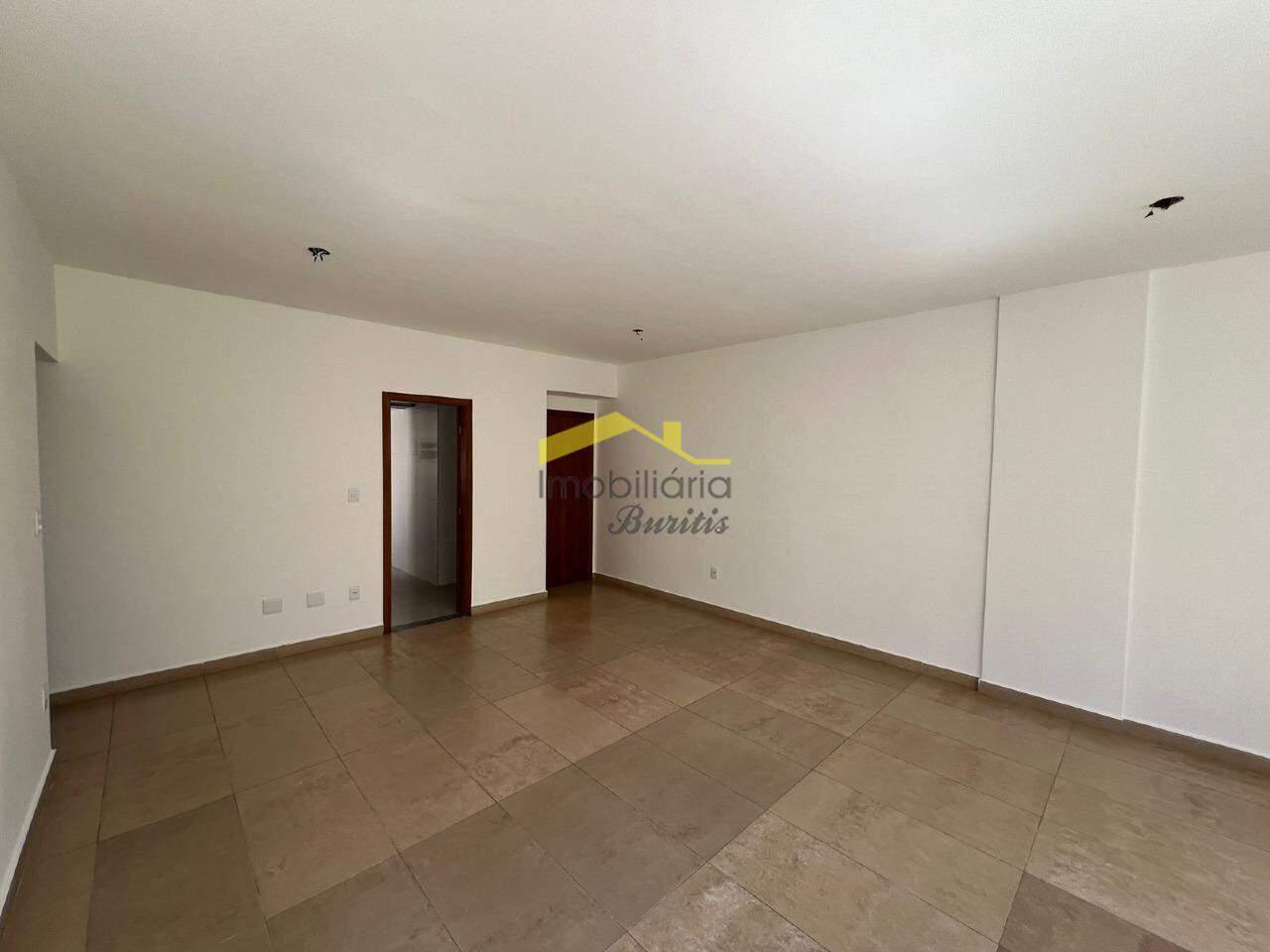 Apartamento para aluguel no Buritis: 