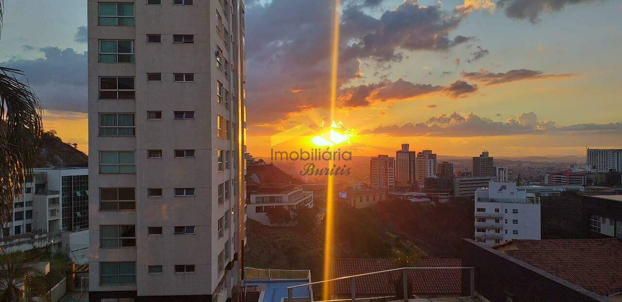 Casa à venda no Santa Lúcia: 