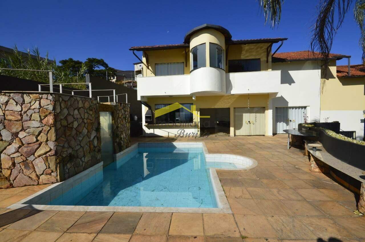 Casa à venda no Santa Lúcia: 