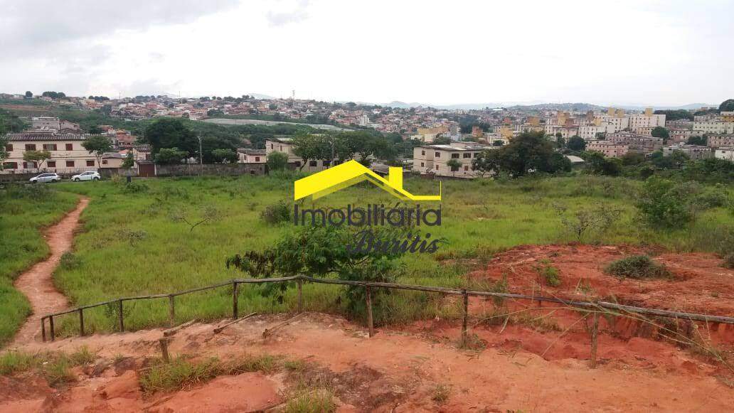 Terreno / Área à venda no Serra Verde: 