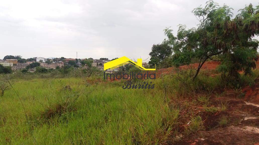 Terreno / Área à venda no Serra Verde: 