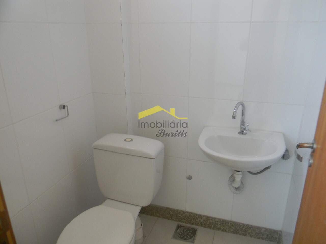 Sala à venda no Buritis: 