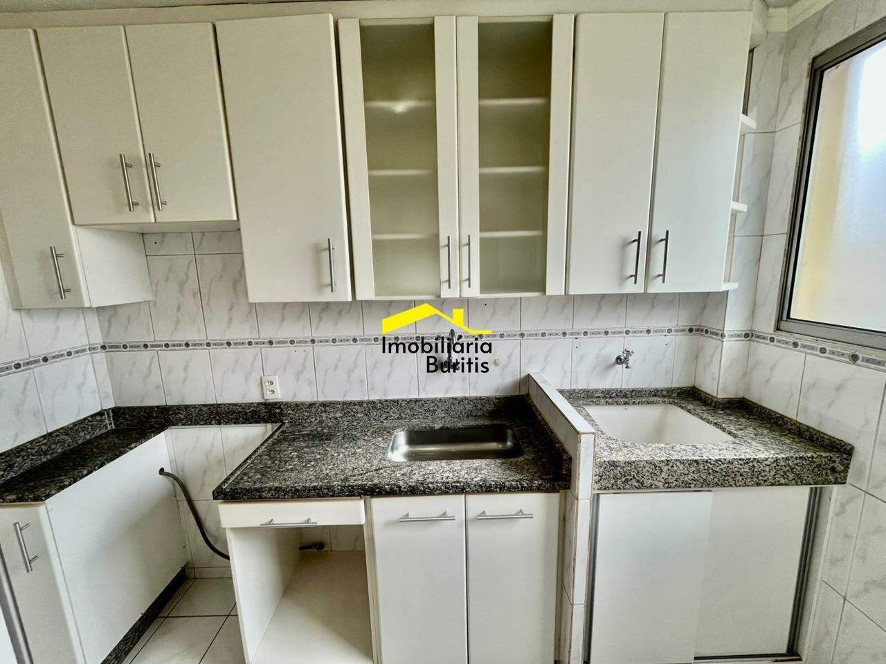 Apartamento à venda no Buritis: 