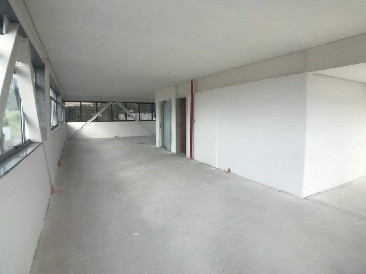 Prédio Comercial à venda no Santa Lúcia: 