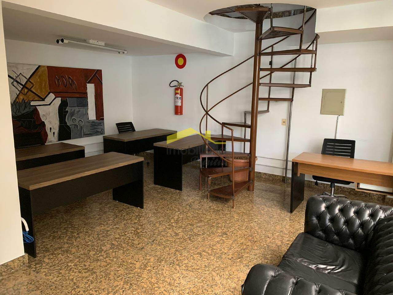 Sala para aluguel no Estoril: 