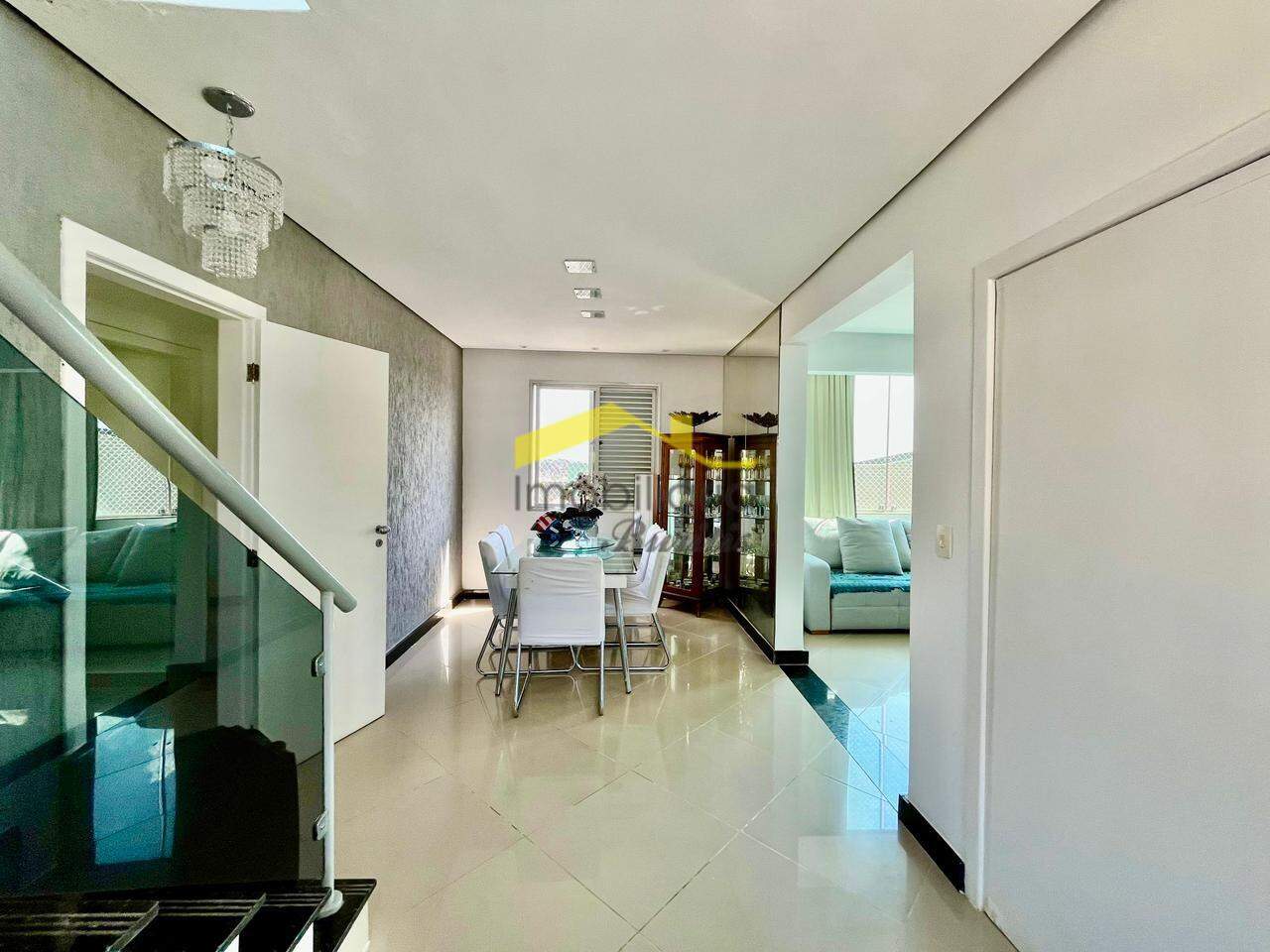 Cobertura à venda no Buritis: 