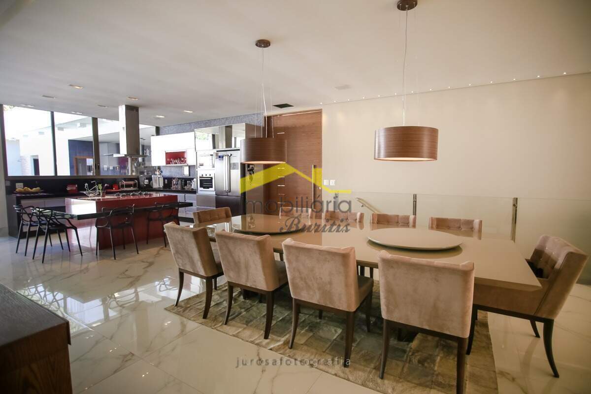 Casa à venda no Buritis: 