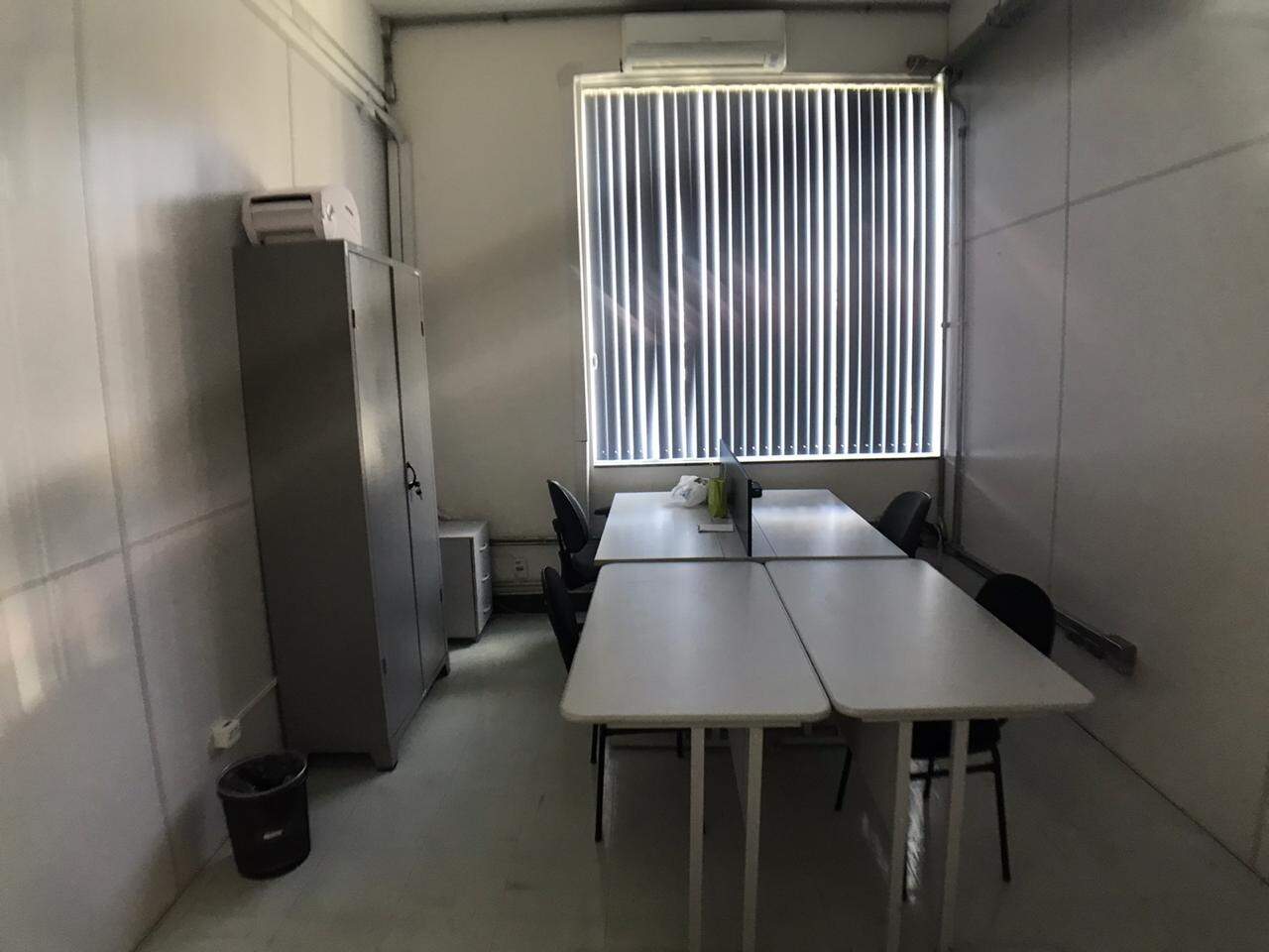 Prédio Comercial para aluguel no Estoril: 